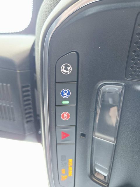 Used 2025 Chevrolet Equinox RS image 26