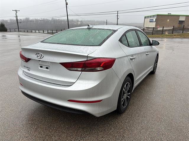 Used 2018 Hyundai Elantra SE w/ SE Connectivity Package 04 image 4