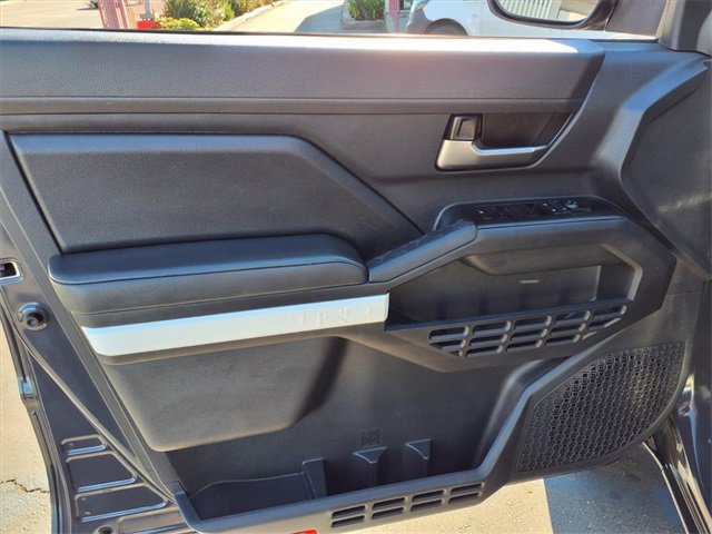 Used 2024 Toyota Tacoma TRD Off-Road image 12