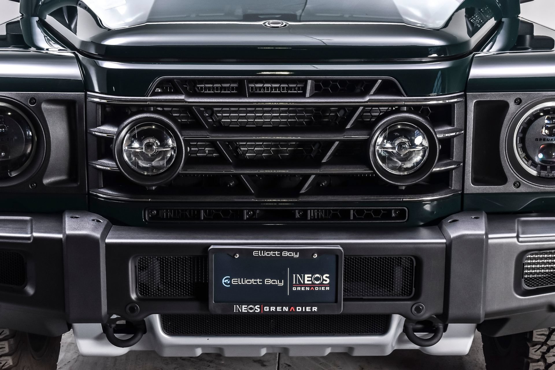 Used 2025 INEOS Grenadier Quartermaster AWD/4WD image 9