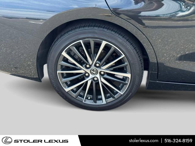 Used 2024 Lexus ES 300h w/ Premium Package image 8