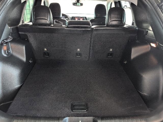 Used 2019 Jeep Cherokee Limited image 12