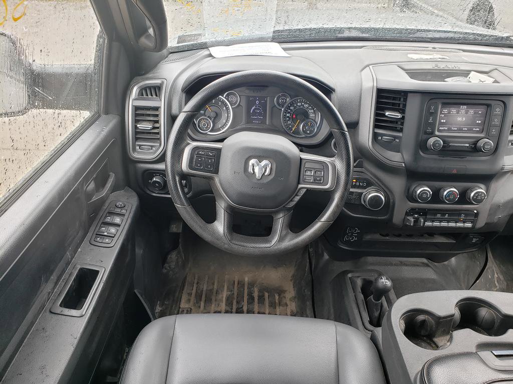 Used 2022 RAM 2500 Tradesman w/ Chrome Appearance Group image 13