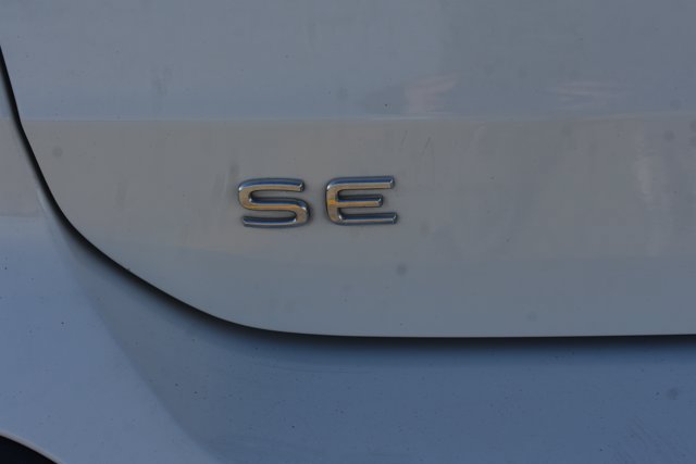 Used 2024 Volkswagen Taos SE FWD image 7