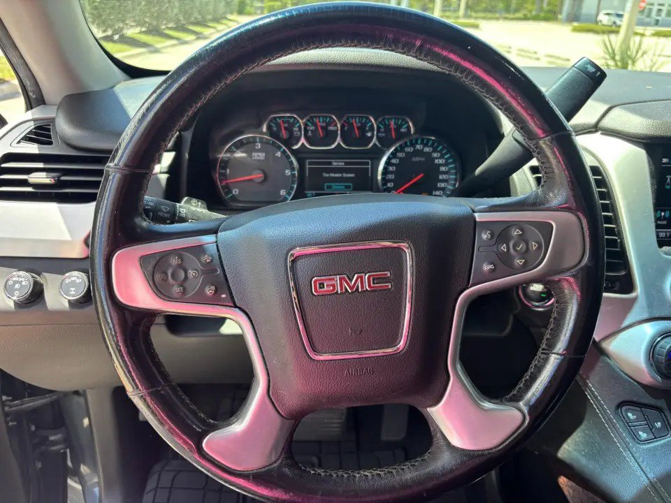 Used 2019 GMC Yukon XL SLT AWD/4WD image 28