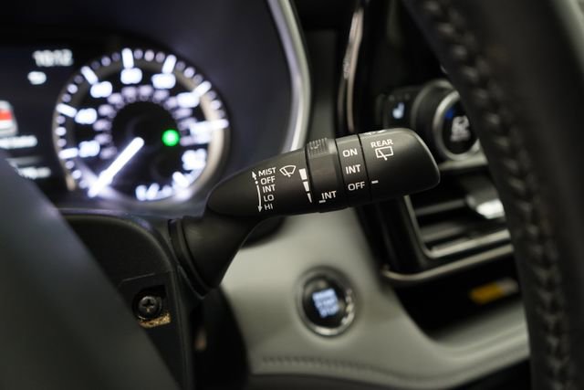 Used 2023 Toyota Highlander XLE image 20