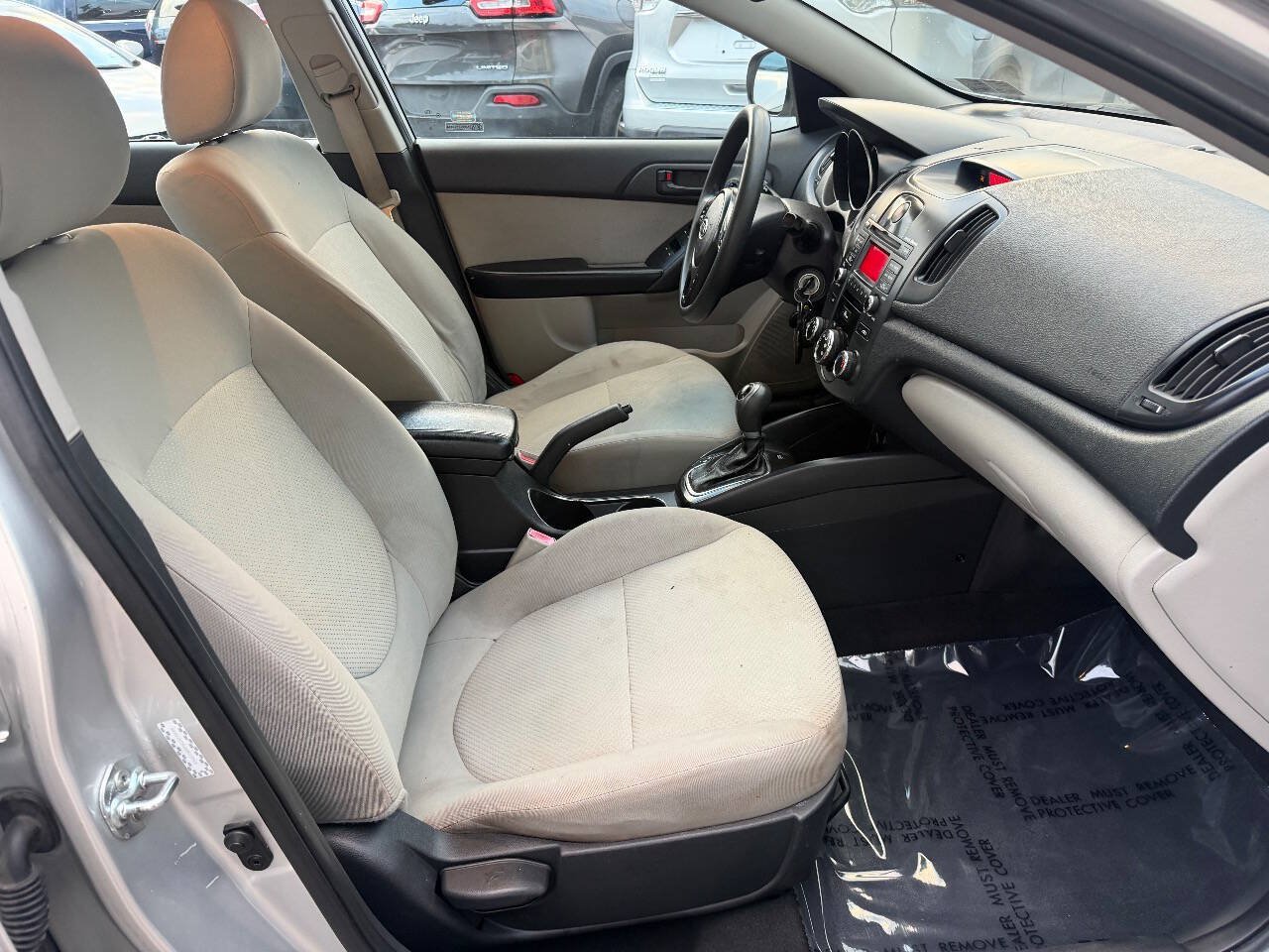 Used 2012 Kia Forte EX FWD image 22
