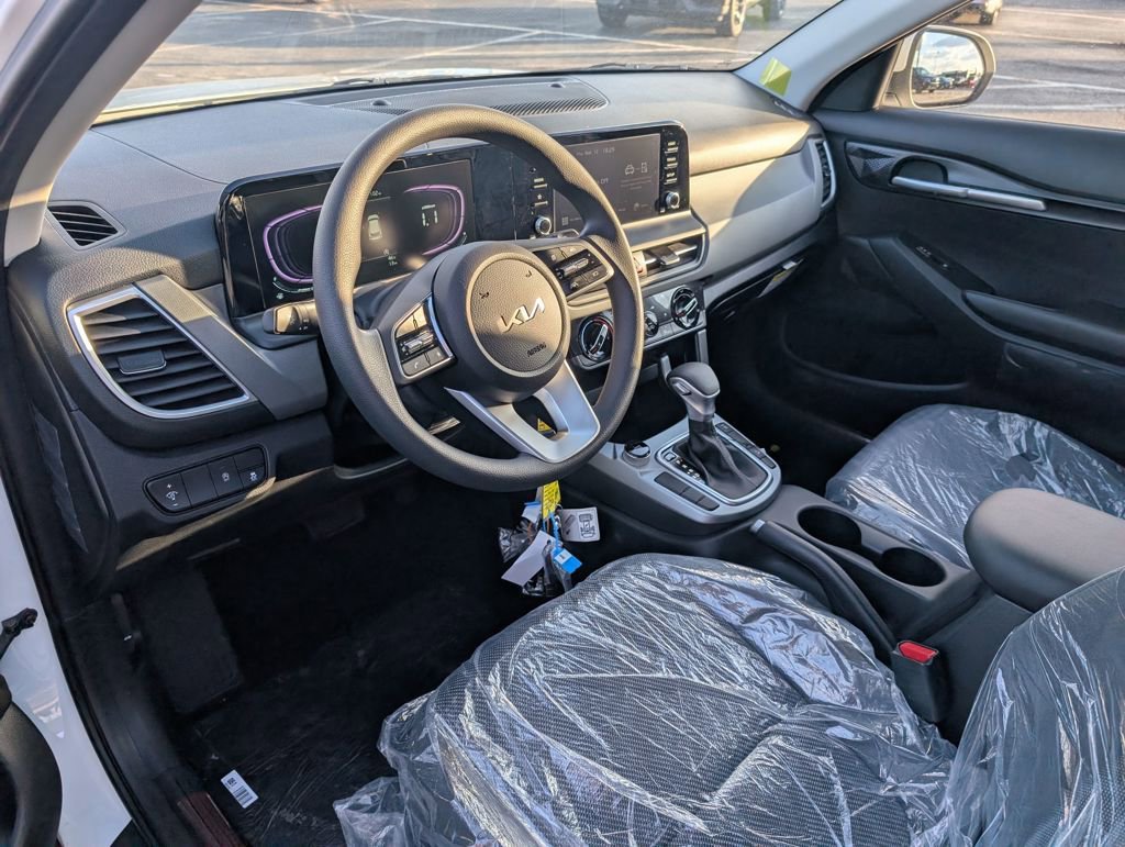 New 2026 Kia Seltos LX image 12