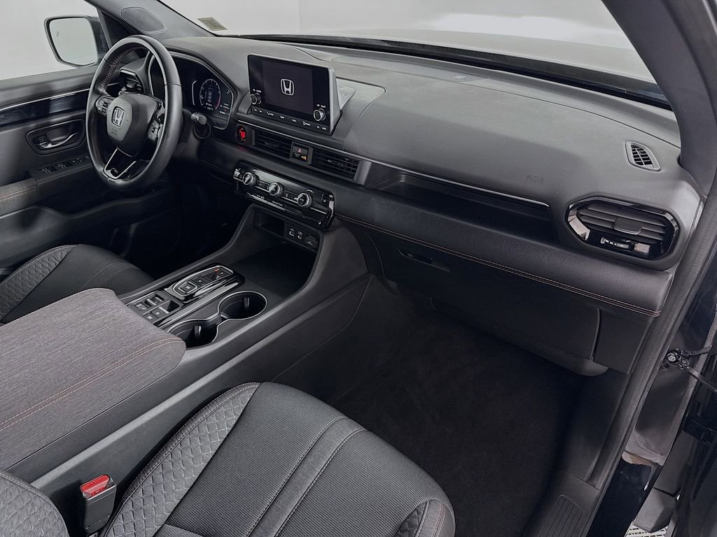Certified 2023 Honda Pilot Sport image 25