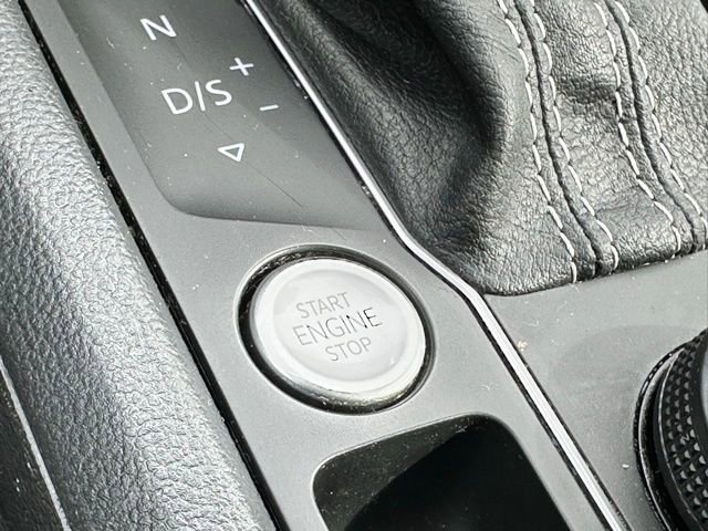 Used 2021 Volkswagen Atlas SEL Premium image 14