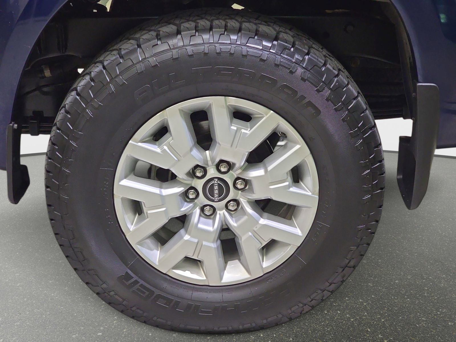 Used 2023 Nissan Frontier SV w/ Technology Package image 35