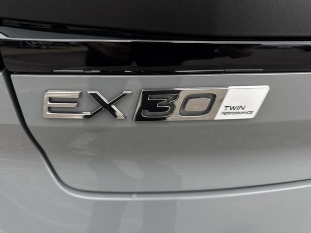 New 2026 Volvo EX30 Cross Country Ultra w/ Protection Package Premier AWD/4WD image 33