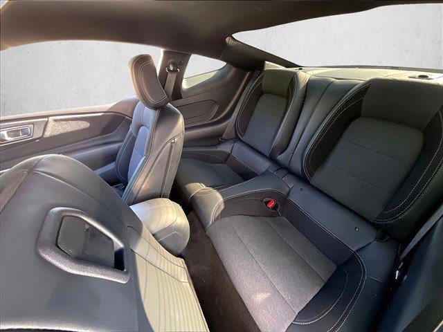 Used 2025 Ford Mustang Coupe RWD image 25