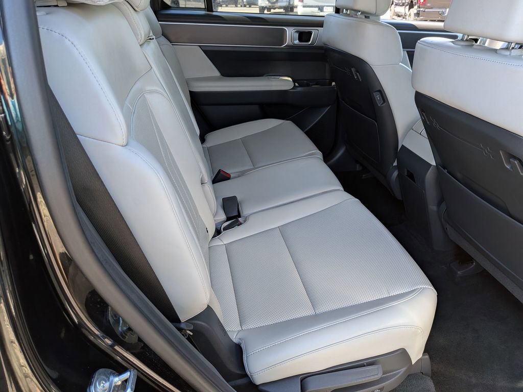 Used 2025 Hyundai Santa Fe SEL image 20