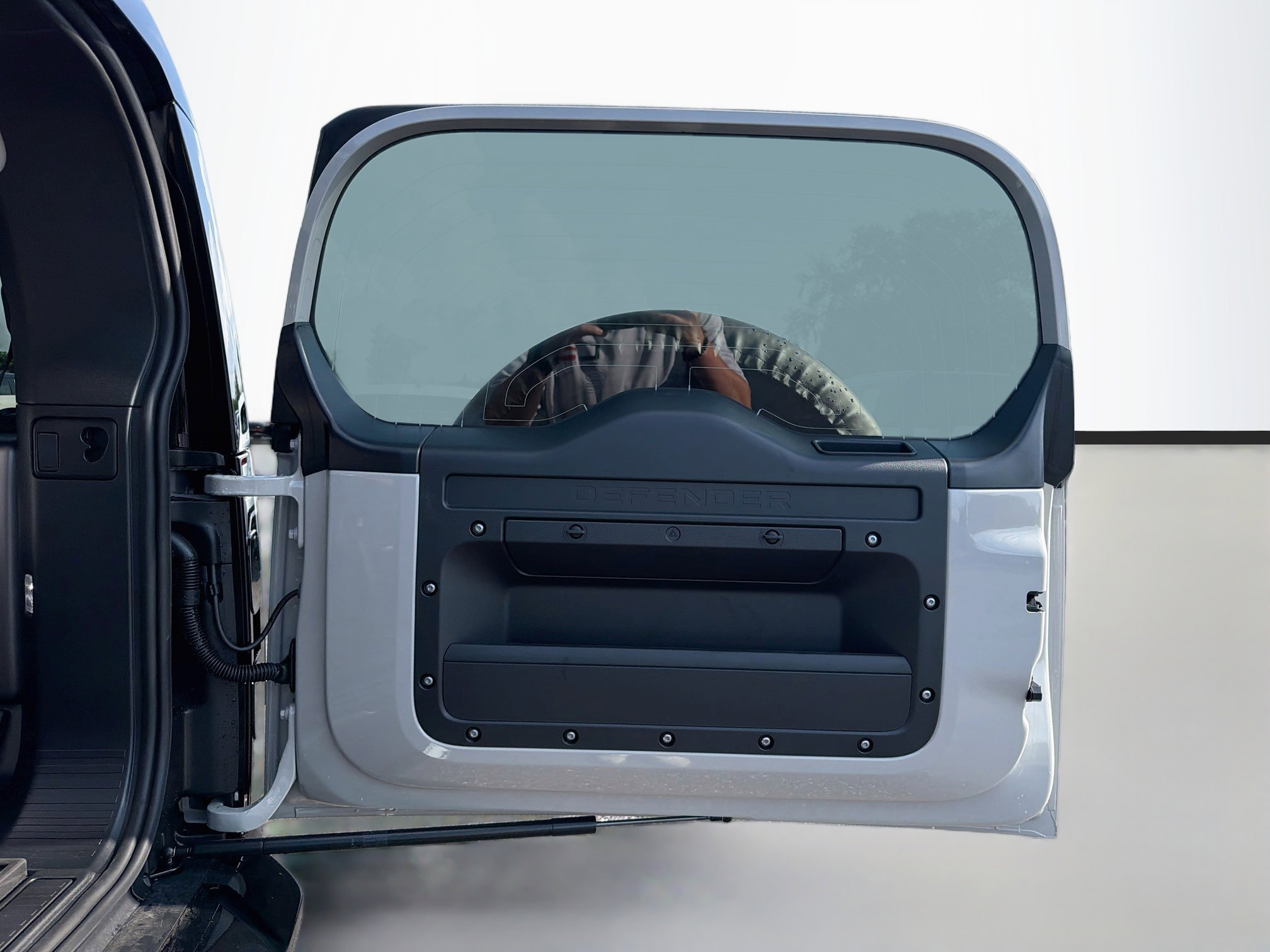 New 2026 Land Rover Defender 130 S AWD/4WD image 13