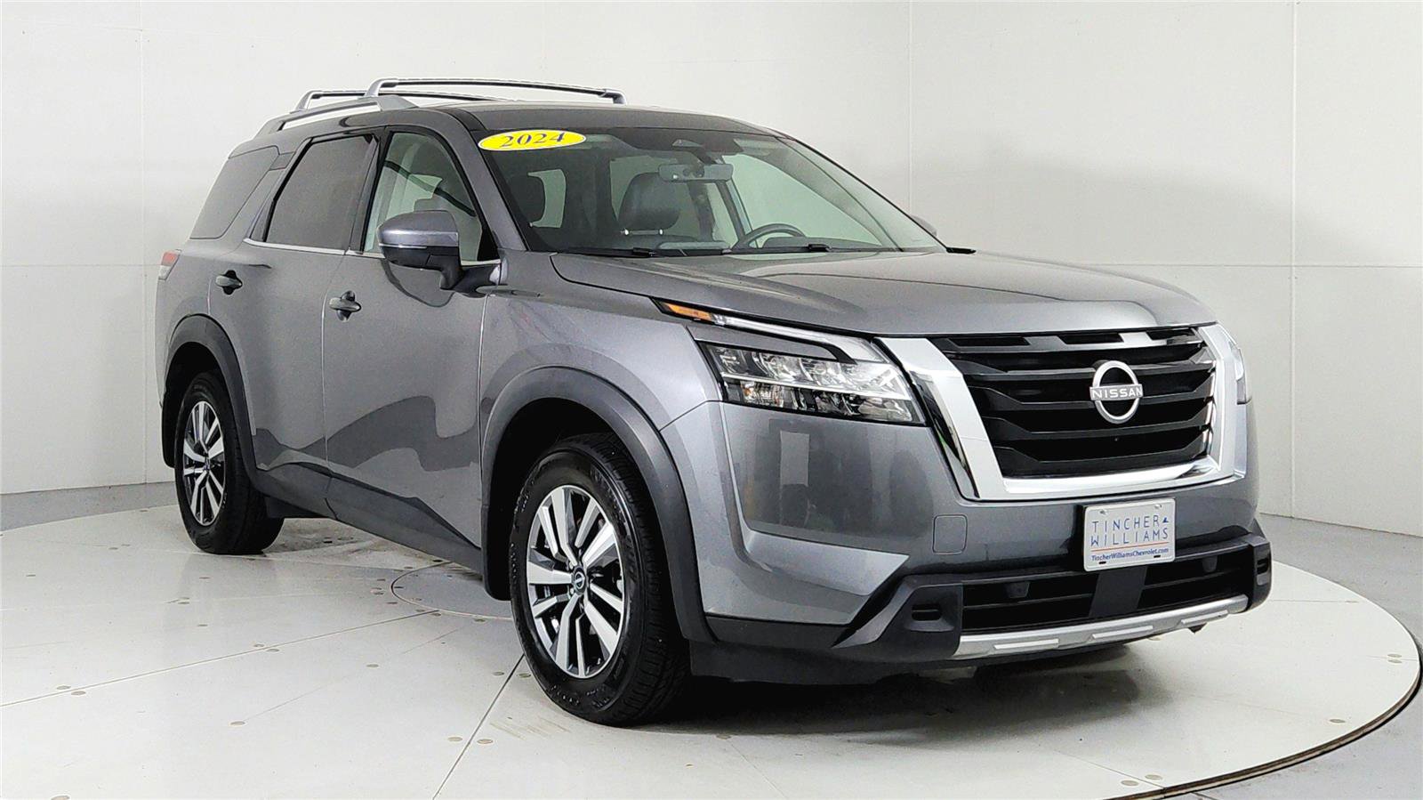 Used 2024 Nissan Pathfinder SL