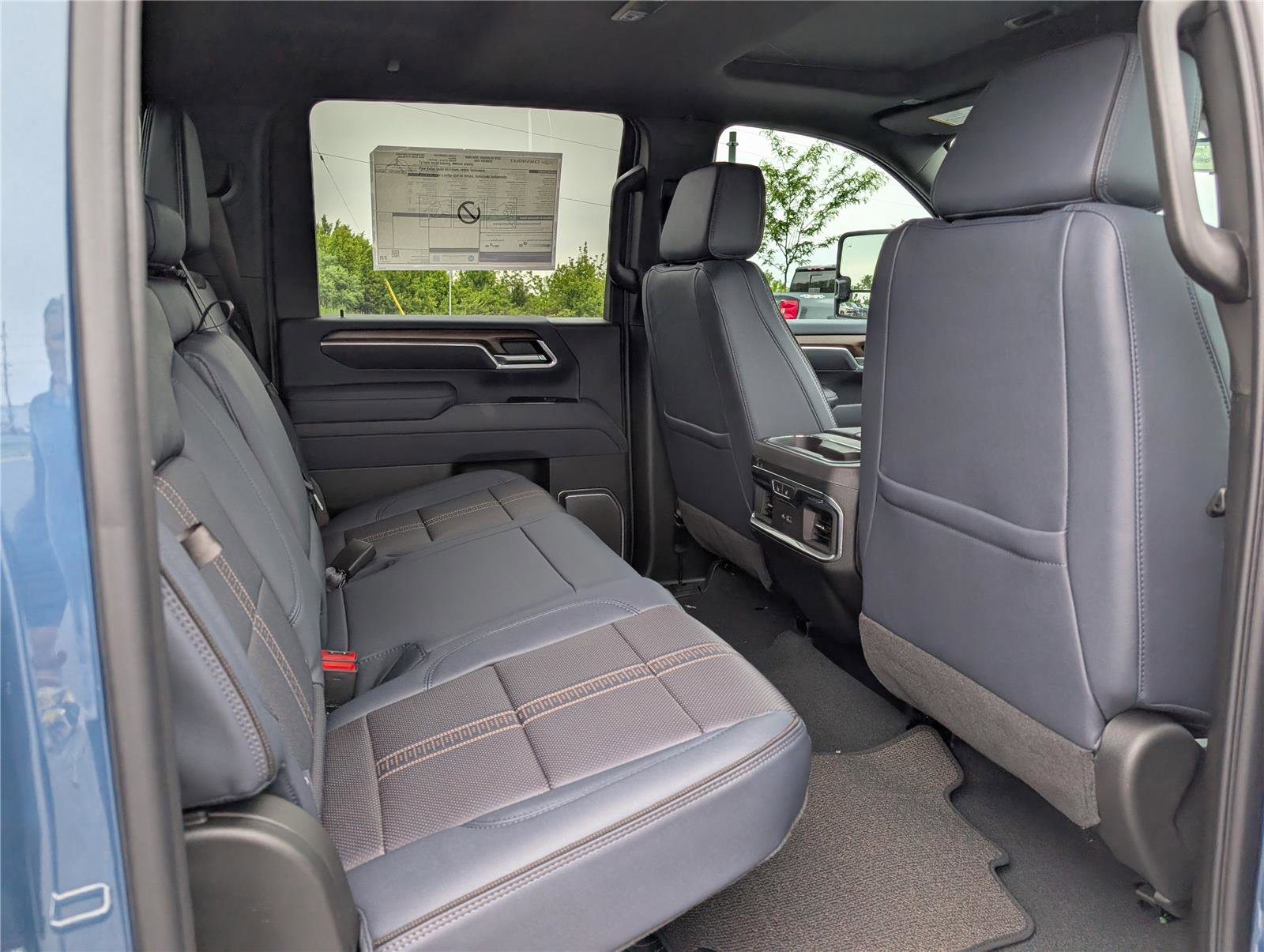 New 2026 Chevrolet Silverado 3500 High Country w/ Technology Package AWD/4WD image 7