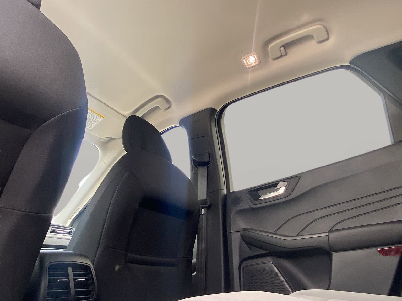 New 2026 Ford Escape Active w/ Active Premium Tech Pack image 15