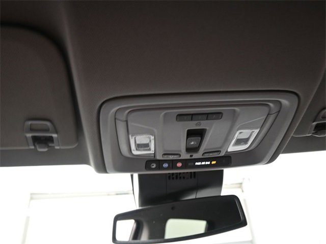 Used 2023 GMC Sierra 1500 SLT w/ SLT Convenience Package image 12