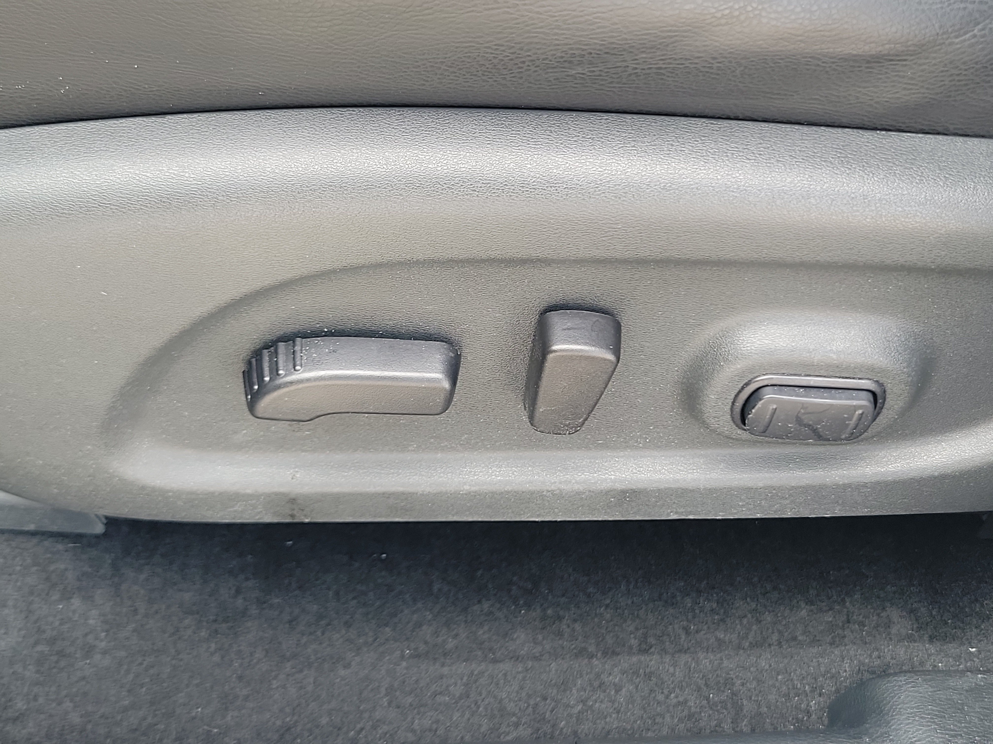 Used 2023 Nissan Murano SL w/ SL Moonroof Package FWD image 13