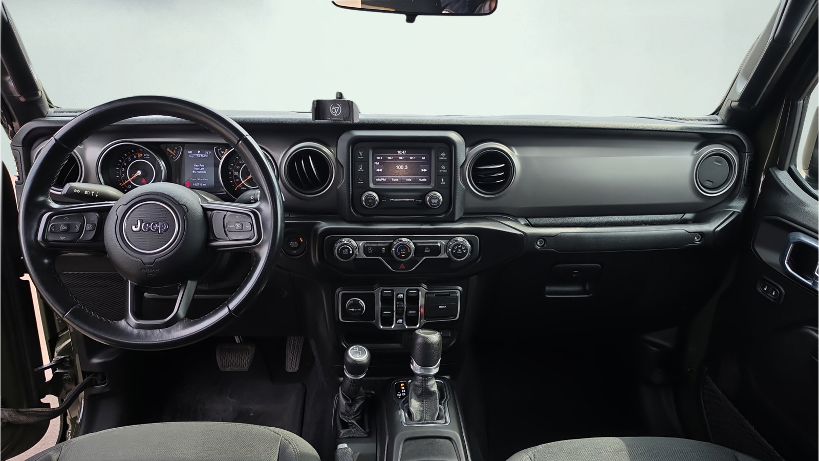 Used 2021 Jeep Gladiator Sport AWD/4WD image 13