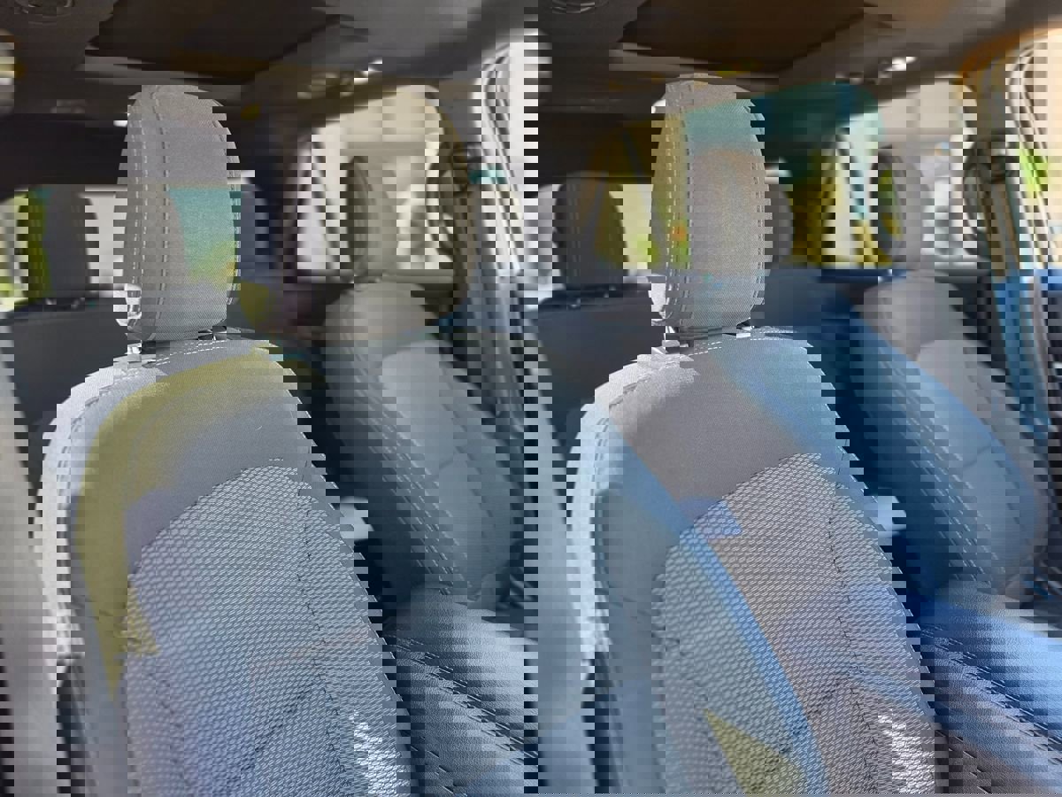 Used 2018 Ford Explorer XLT w/ Equipment Group 201A image 17