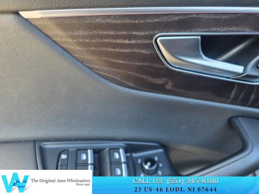 Used 2021 Audi Q8 Premium Plus w/ Premium Plus Package image 12