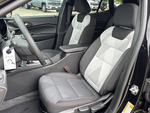 New 2026 Chevrolet Trax RS w/ Driver Confidence Package FWD image 24