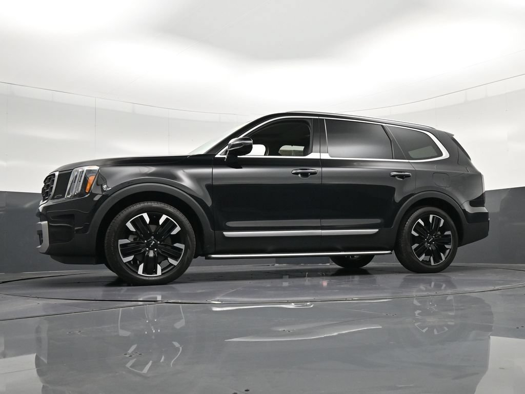 Used 2024 Kia Telluride SX w/ Towing Package FWD image 34