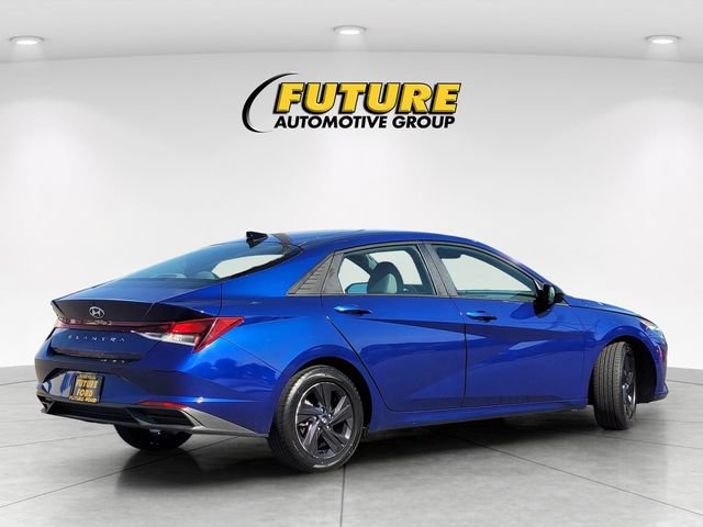 Used 2021 Hyundai Elantra SEL w/ Convenience Package FWD image 4