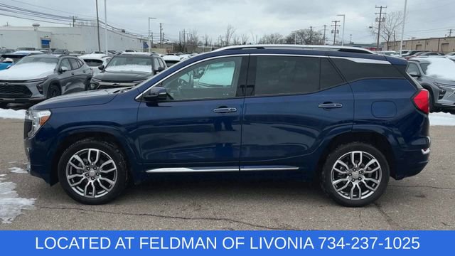 Used 2022 GMC Terrain Denali w/ Denali Premium Package image 5