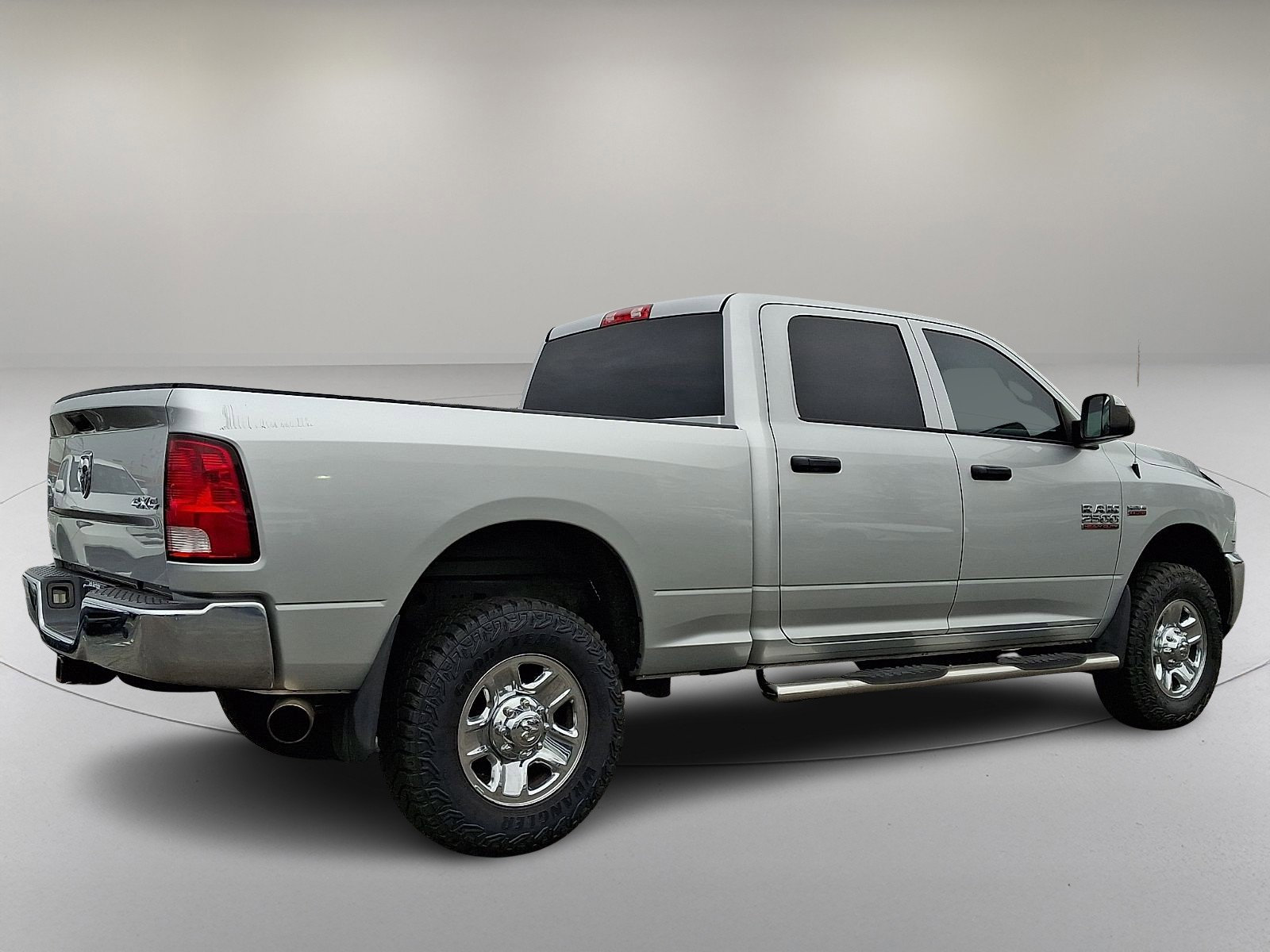 Used 2016 RAM 2500 Tradesman w/ Chrome Appearance Group image 11