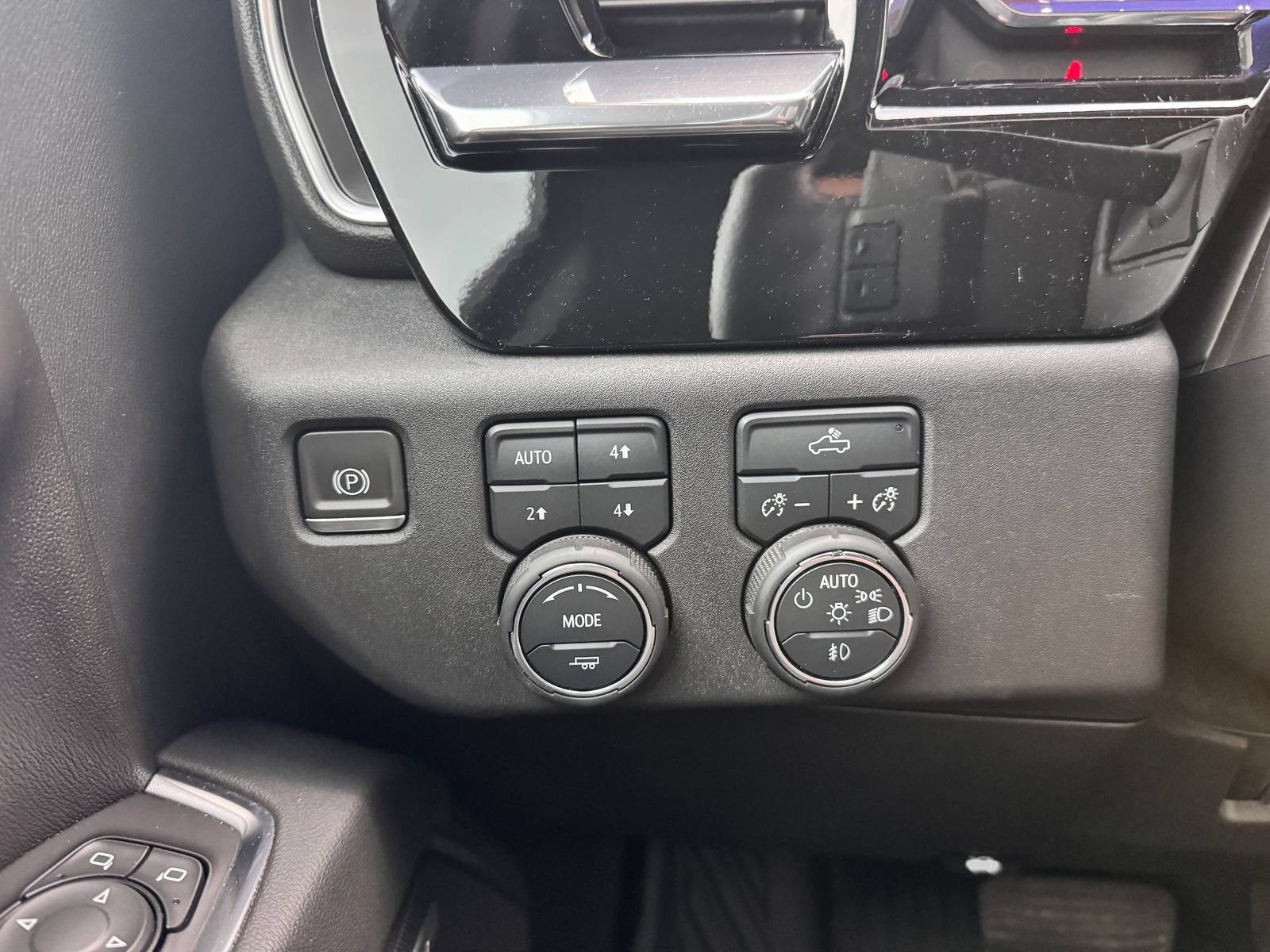 Used 2023 Chevrolet Silverado 1500 RST w/ All Star Edition Plus AWD/4WD image 15