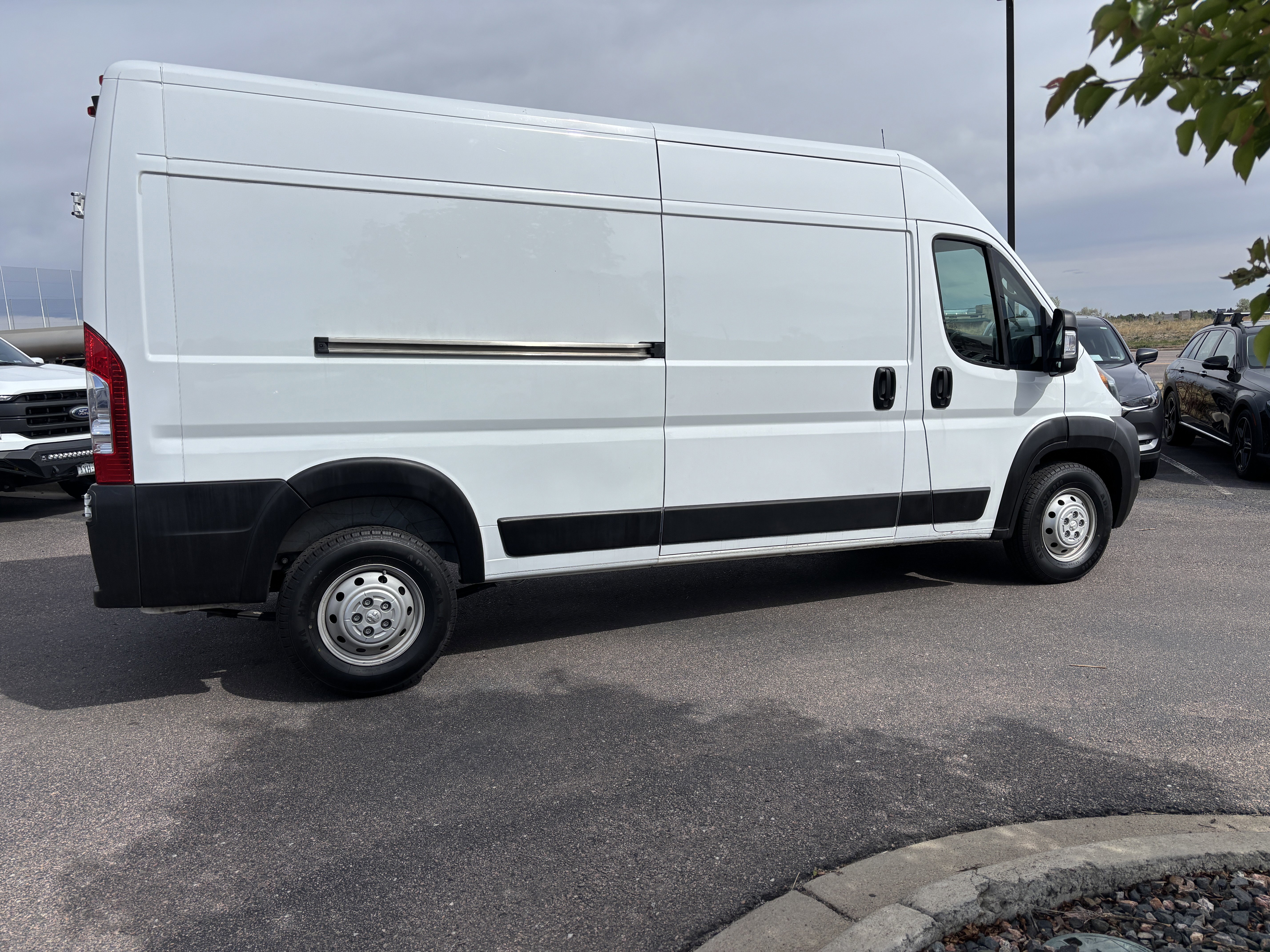 Used 2019 RAM ProMaster 2500 FWD image 8