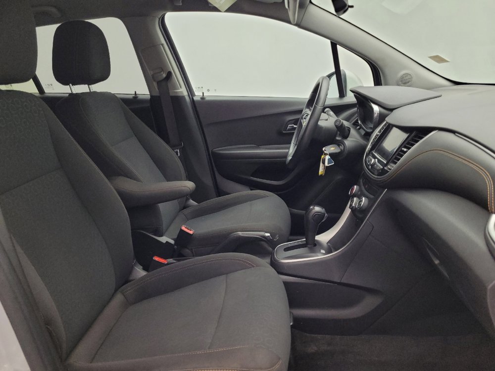 Used 2020 Chevrolet Trax LS w/ Tint and Cruise Package image 21