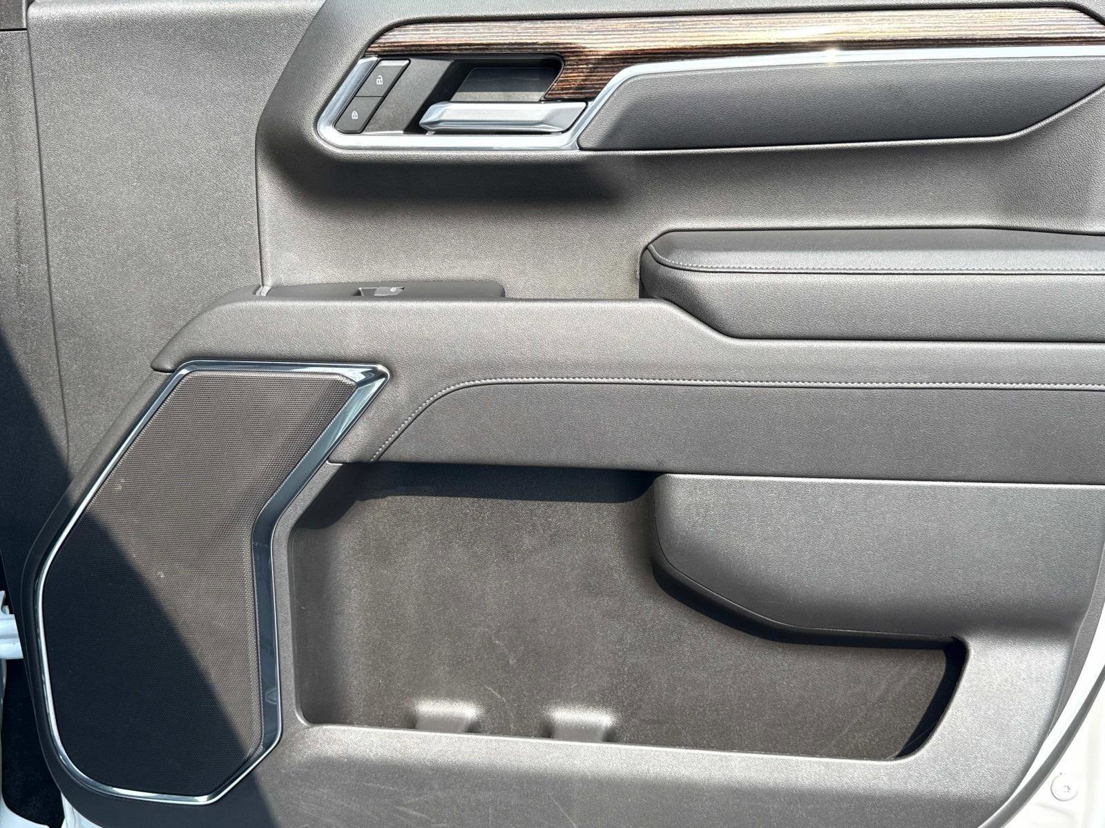 Used 2023 GMC Sierra 1500 Elevation image 16