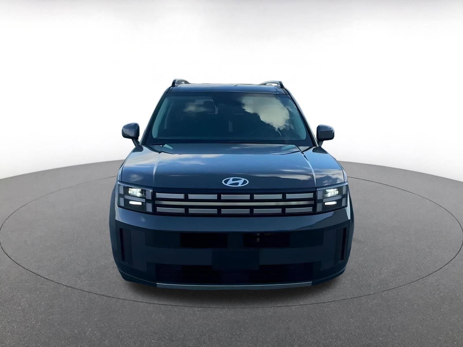 Used 2025 Hyundai Santa Fe SEL image 4