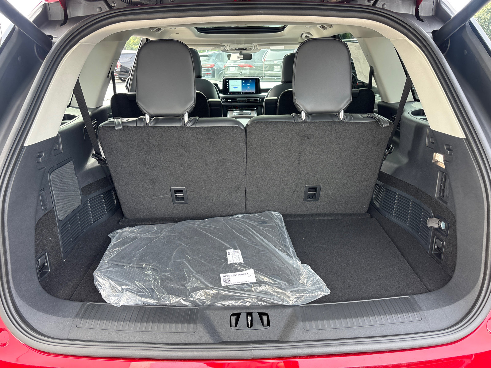 New 2025 Lincoln Aviator Reserve image 9