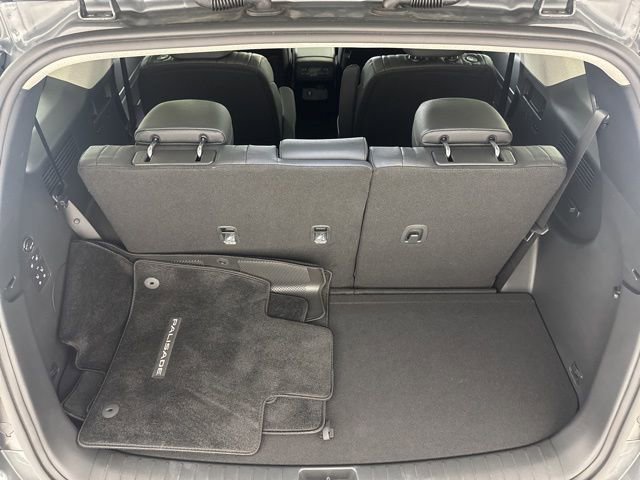 Used 2025 Hyundai Palisade Limited AWD/4WD image 36