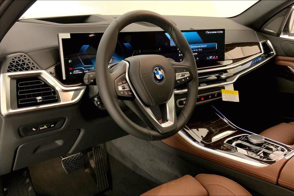 New 2026 BMW X5 xDrive50e w/ Climate Comfort Package image 4