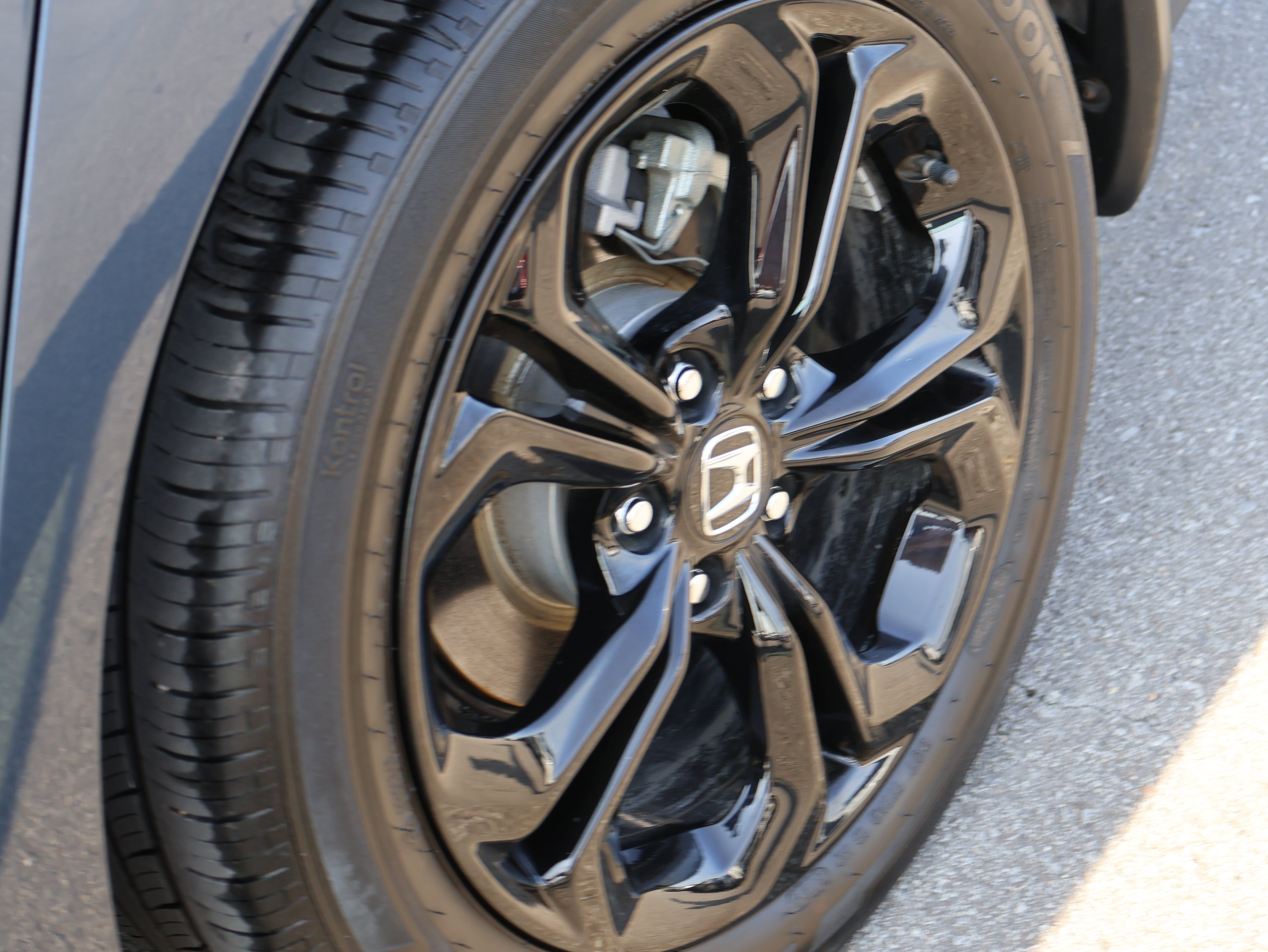 Used 2025 Honda Accord SE image 42