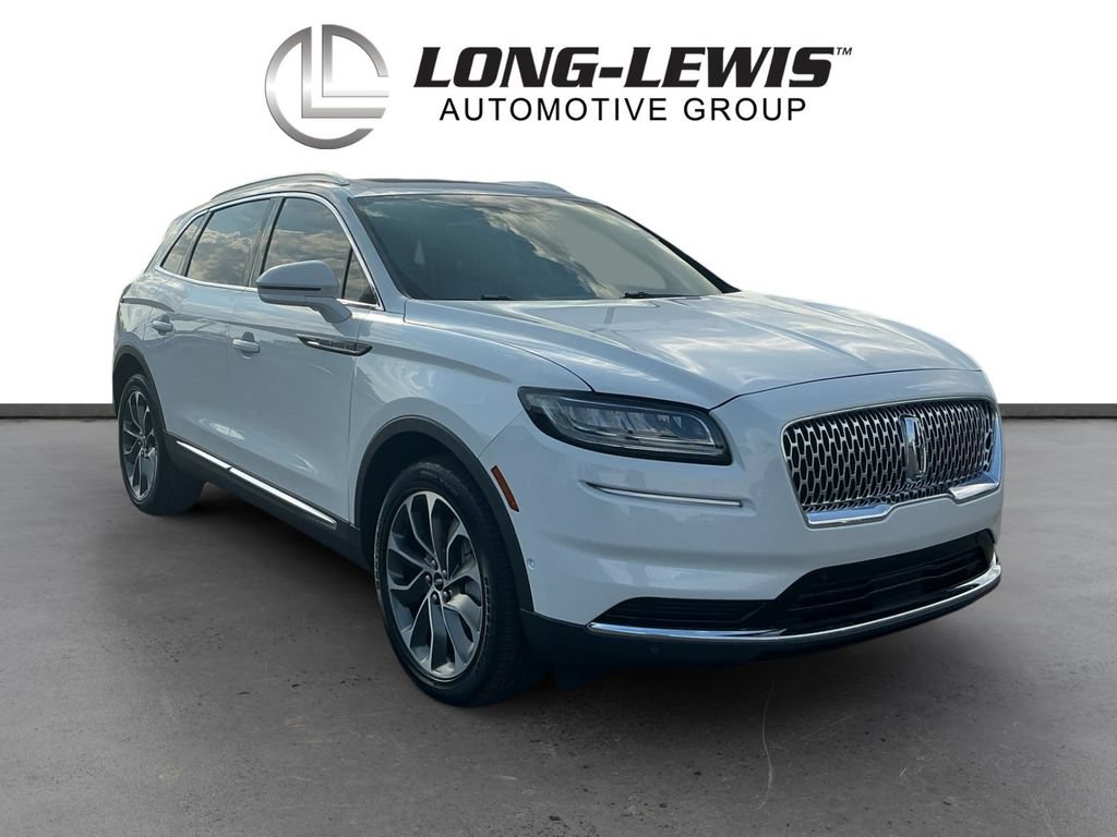 Used 2023 Lincoln Nautilus Reserve w/ Equipment Group 201A AWD/4WD image 10