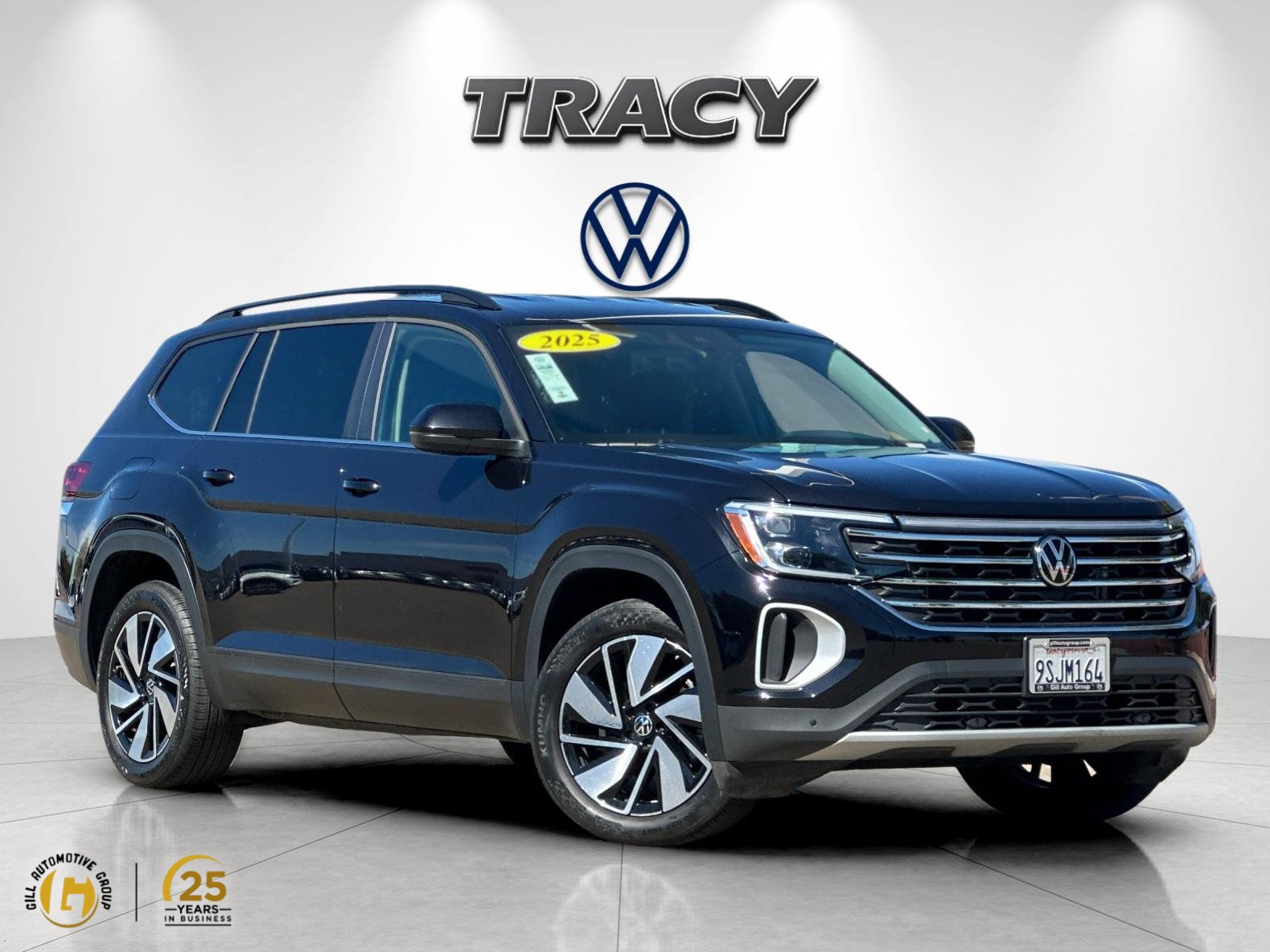 Used 2025 Volkswagen Atlas SE