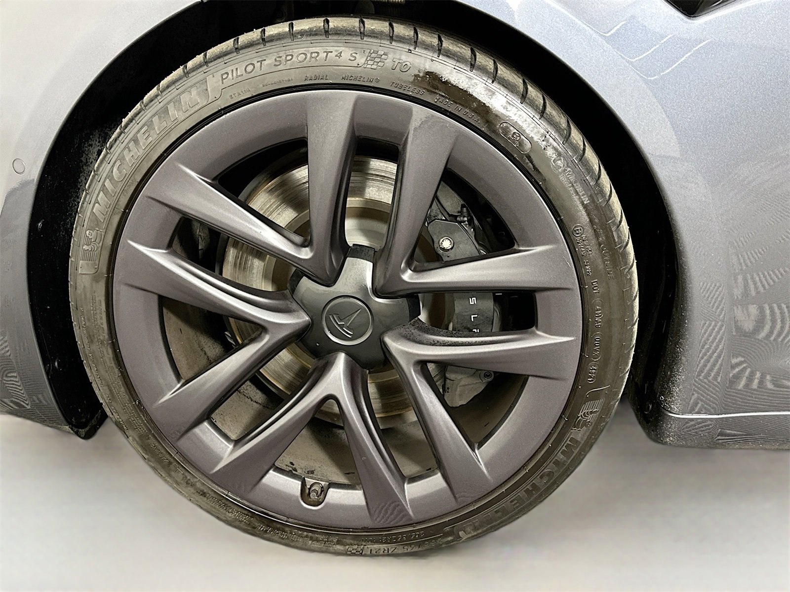 Used 2021 Tesla Model S Plaid image 28