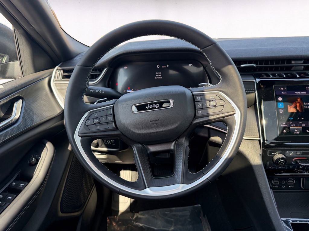 New 2026 Jeep Grand Cherokee Laredo image 12