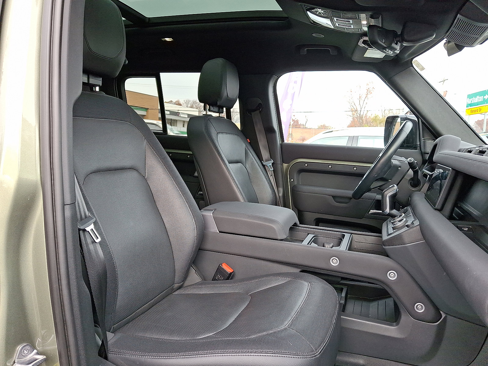 Certified 2023 Land Rover Defender 110 X-Dynamic SE image 16