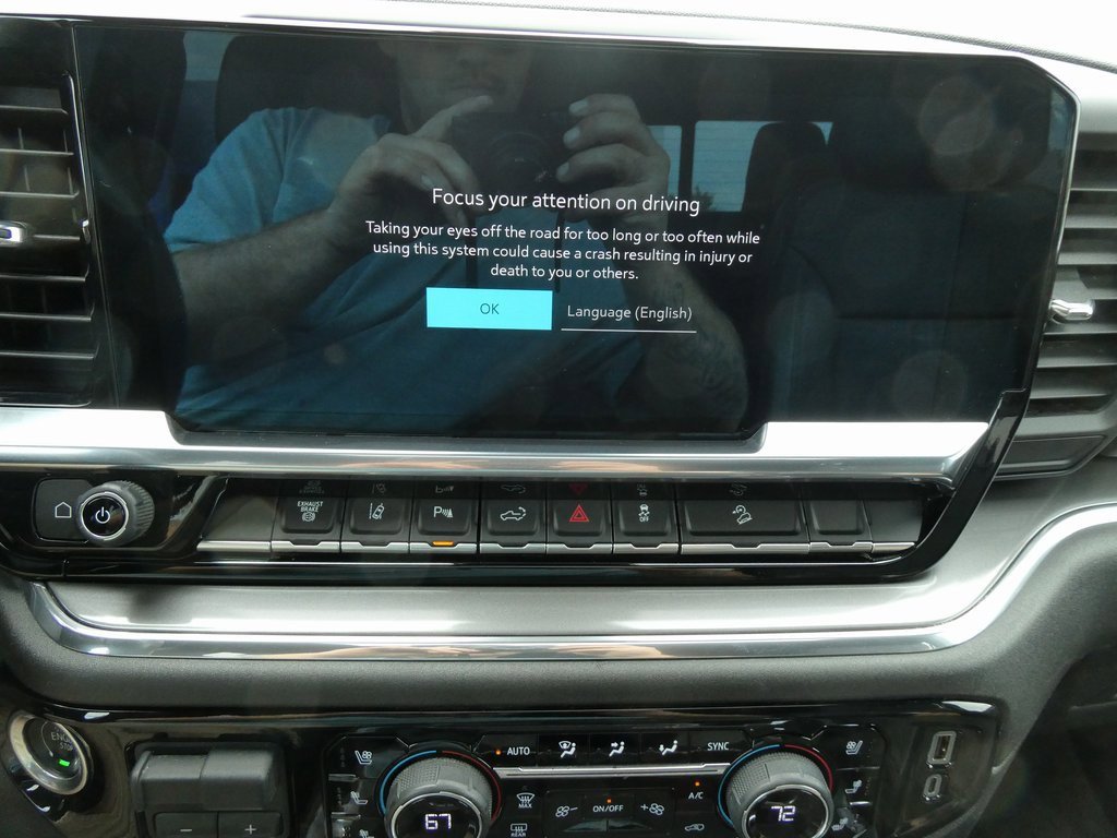 Certified 2024 Chevrolet Silverado 2500 High Country w/ Technology Package image 29