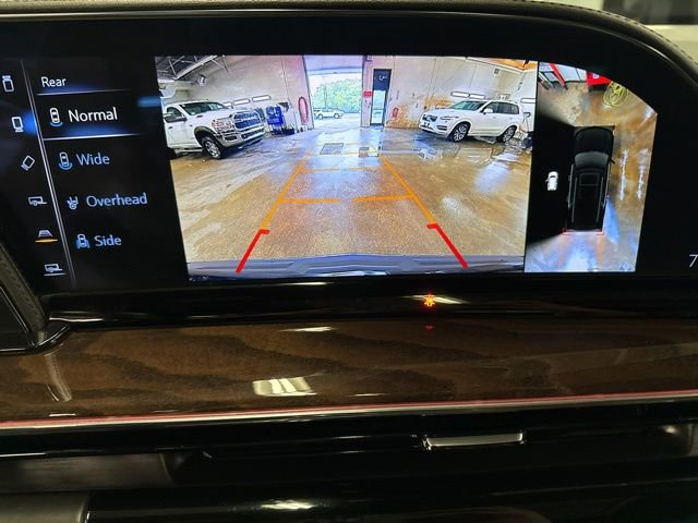 Used 2022 Cadillac Escalade ESV Sport Platinum w/ LPO, ONYX Package AWD/4WD image 15