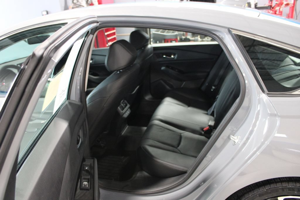 Used 2023 Honda Accord Touring image 10
