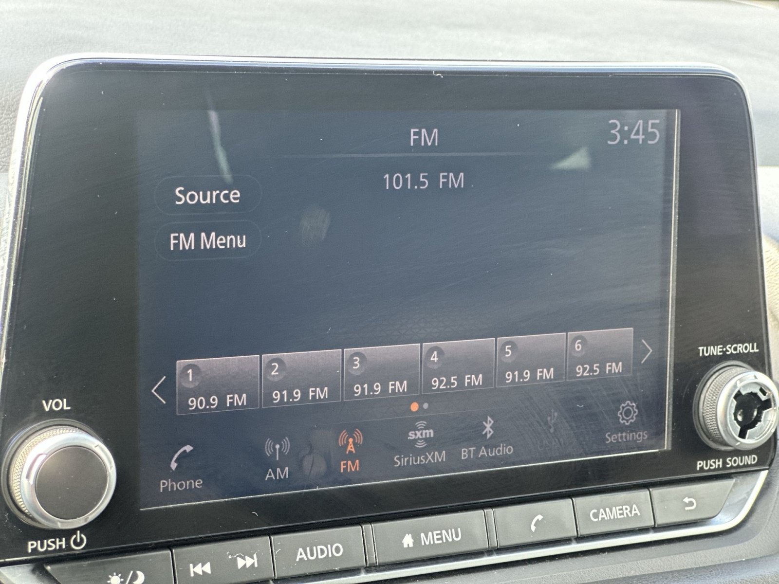 Used 2024 Nissan Rogue SV FWD image 19